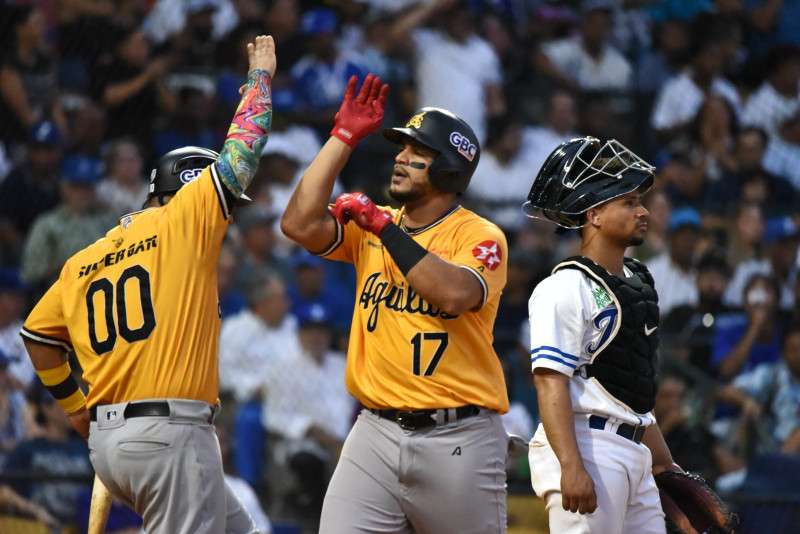 Águilas derrotan a los Tigres del Licey