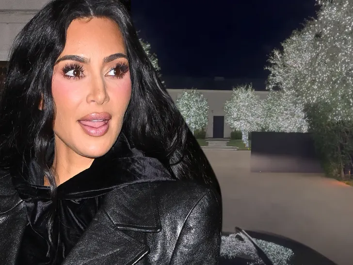 Kim Kardashian hace una loca exhibición de luces de navidad