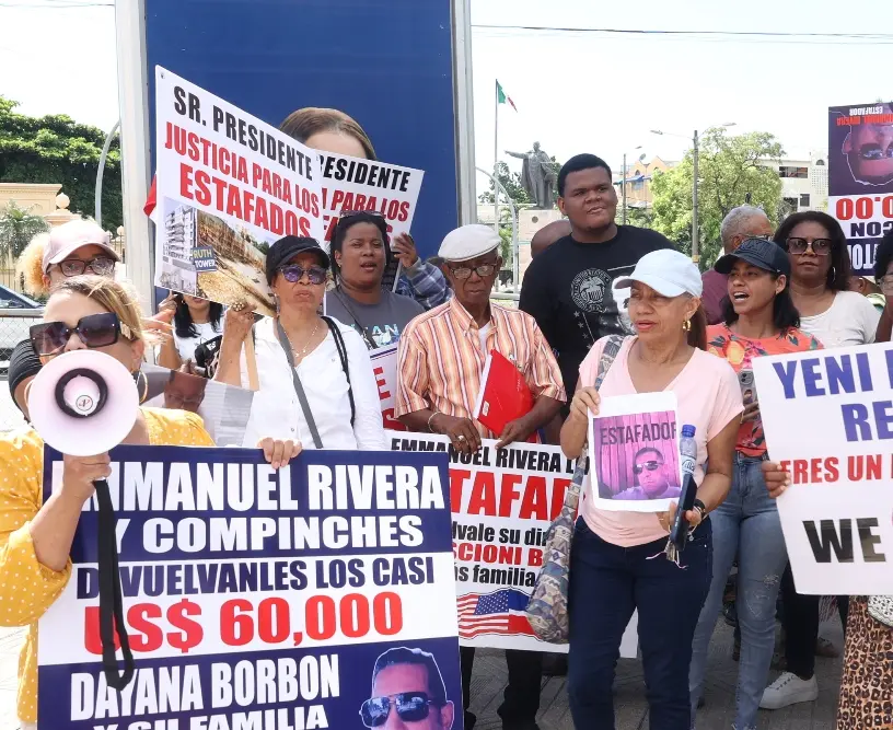 Denuncian fueron estafados con apartamentos fantasmas