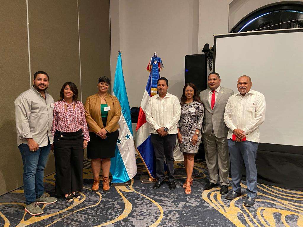 Embajada Dominicana en Honduras realiza conferencia titulada «RD un destino turístico con ofertas diversas»