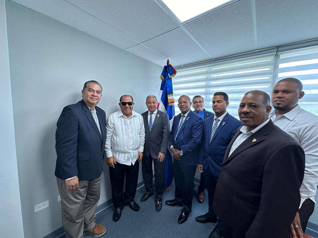 Consulado dominicano en PR recibe comitiva CODIA