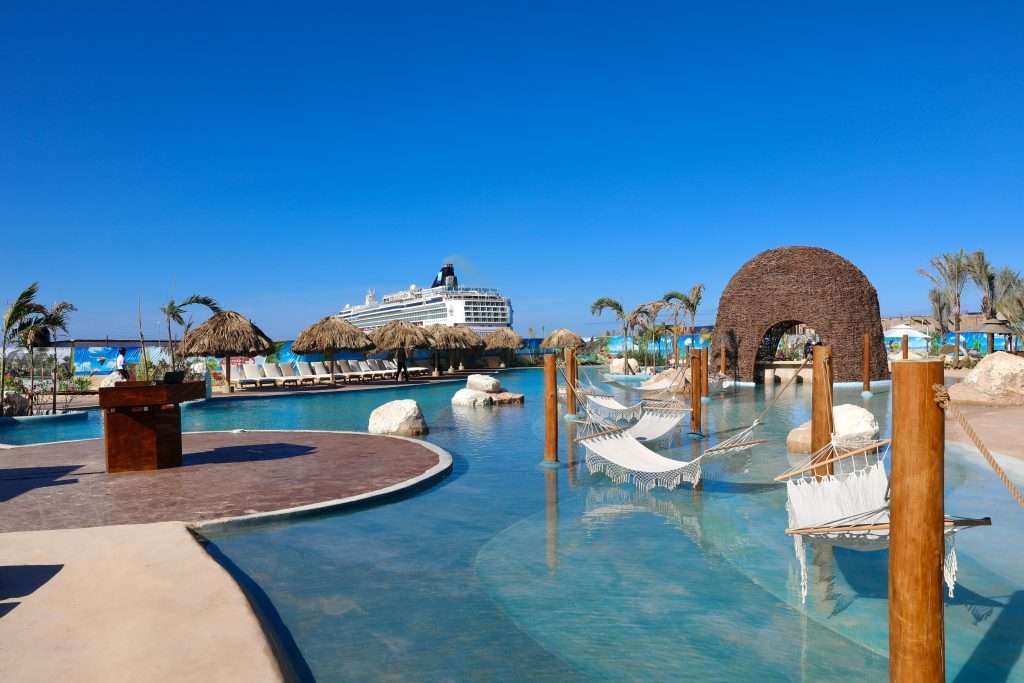 Pedernales recibe el primer cruce de la bonanza turística