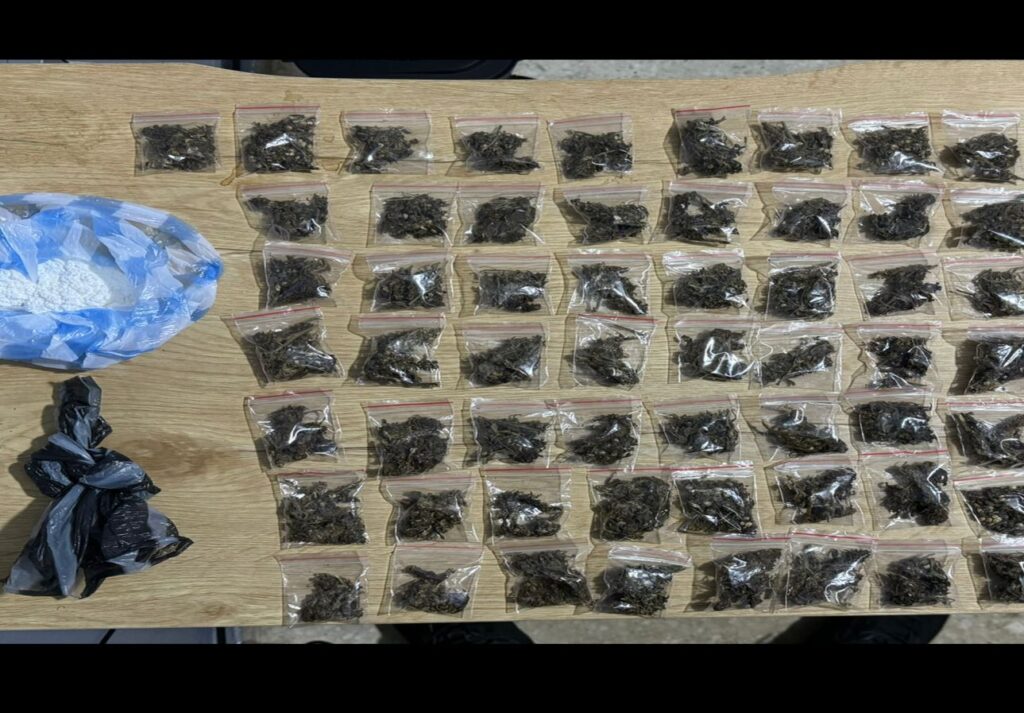 Policía ocupa sustancias narcóticas en operativos realizados en Villa Mella, SDN