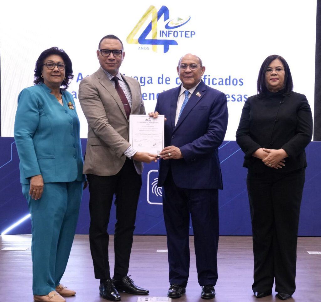 INFOTEP capacita en alta gerencia a más 120 altos ejecutivos y representantes de 52 empresas