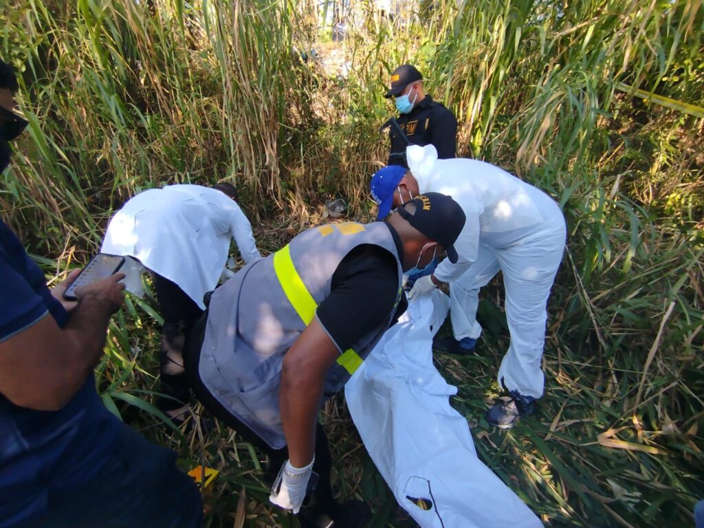 DICRIM y Ministerio Público encuentran osamenta en comunidad de Moca