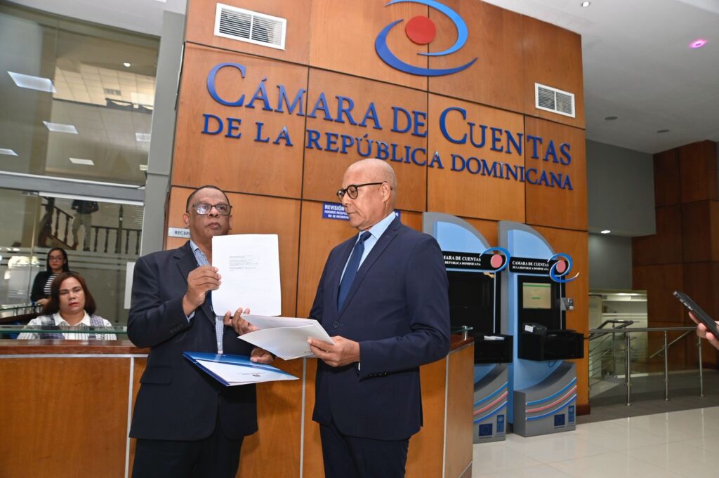 ADOCCO solicita a Cámara de Cuentas auditorías de varios ministerios