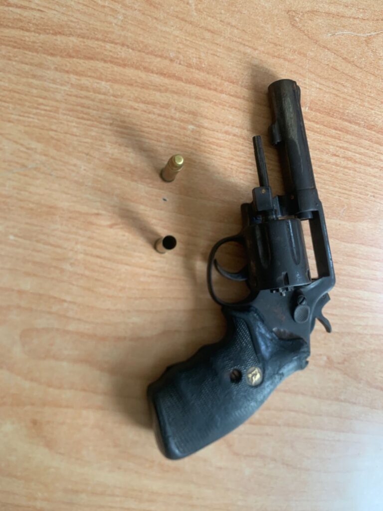 Se entrega “Gilbert”, implicado en asalto a mano armada en Manoguayabo