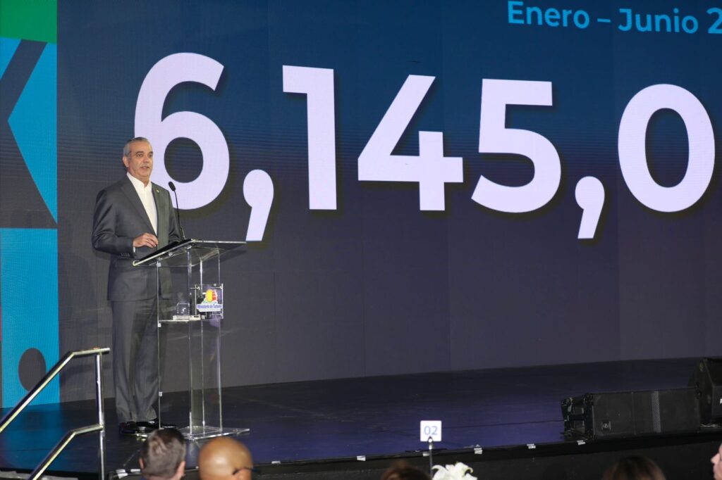 RD supera los 6 millones de de visitantes en primer semestre.