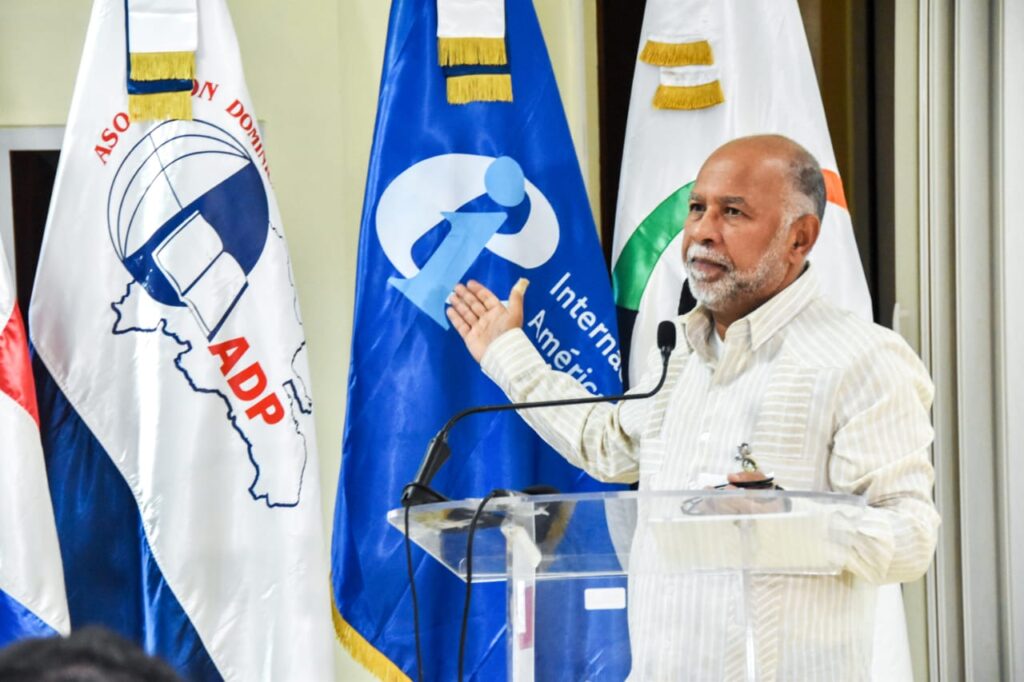 ADP rechaza fusión Minerd-Mescyt