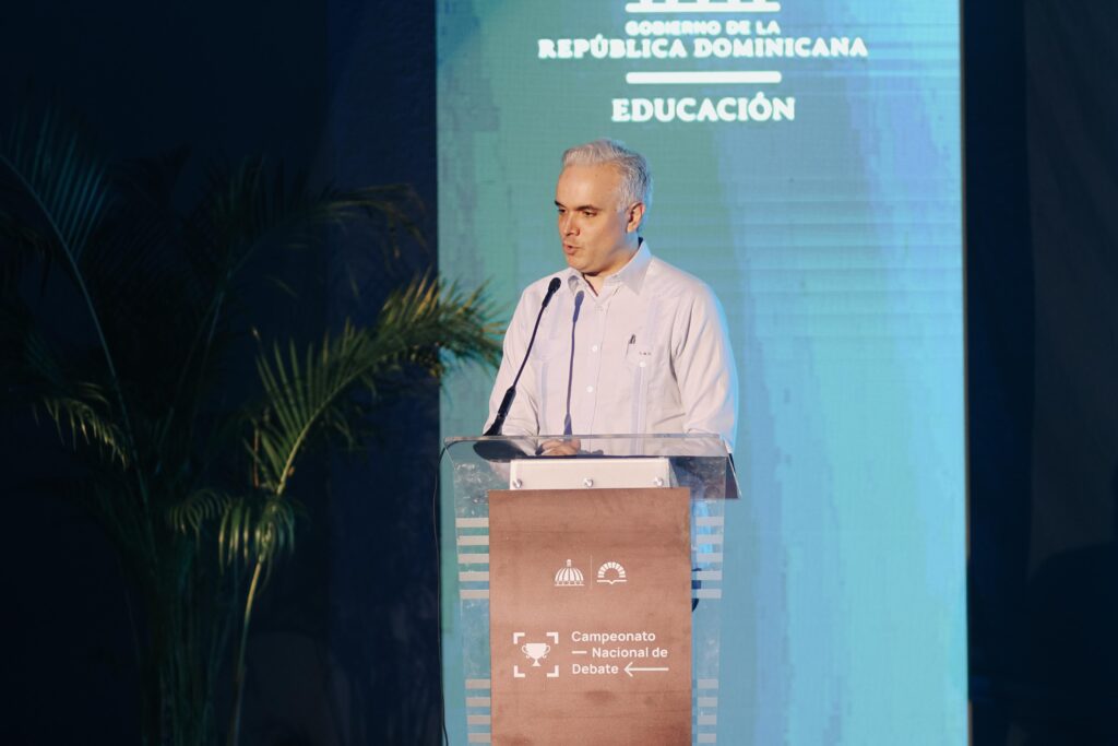 MINERD celebra el IV Campeonato Nacional de Debate con más de 400 estudiantes