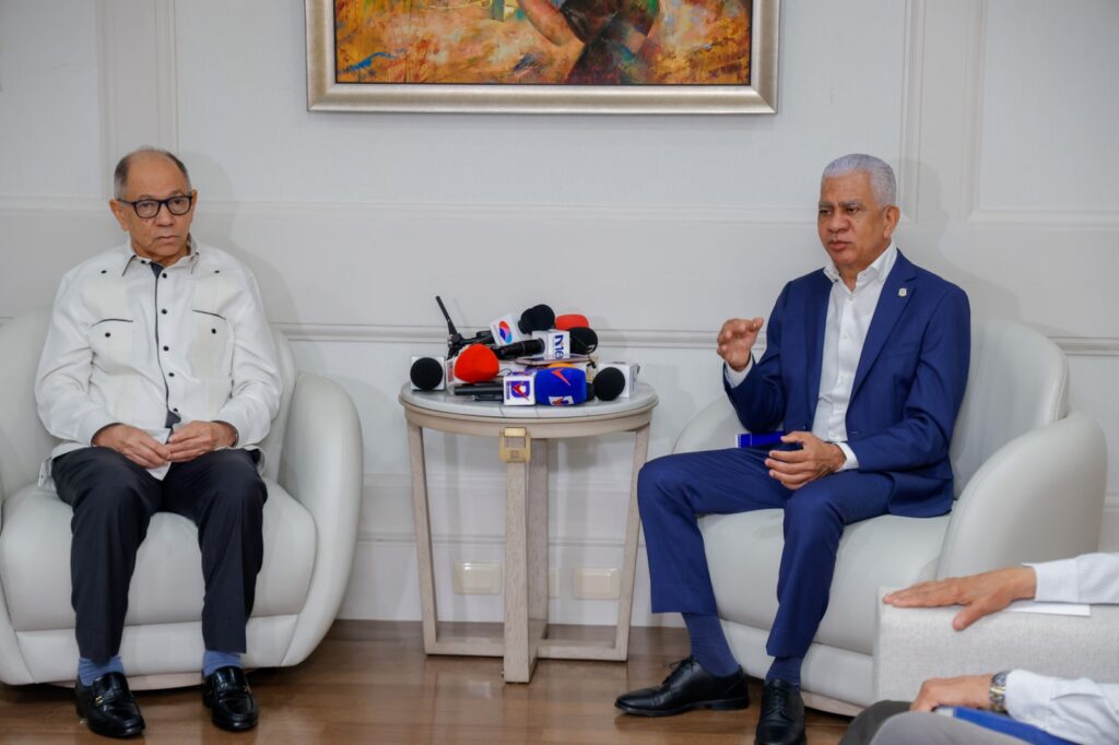 Centrales Sindicales suspenden llamado a Vigilia por cesantía