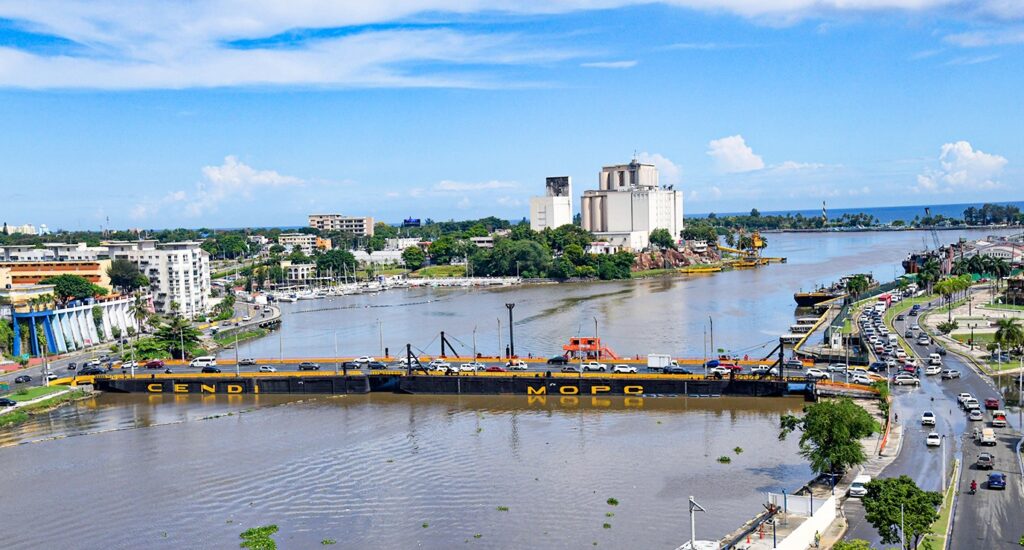 Puente Flotante cerrará por dos horas para paso de embarcación este sábado