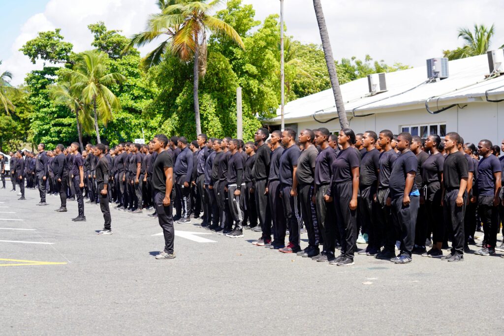 DGM completa estructura de 1000 agentes migratorios para crear oficinas en todas las provincias del país