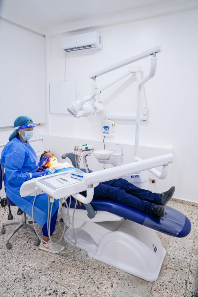 Inabie dispone módulo de salud bucal para más 3mil estudiantes de Las Matas de Farfán